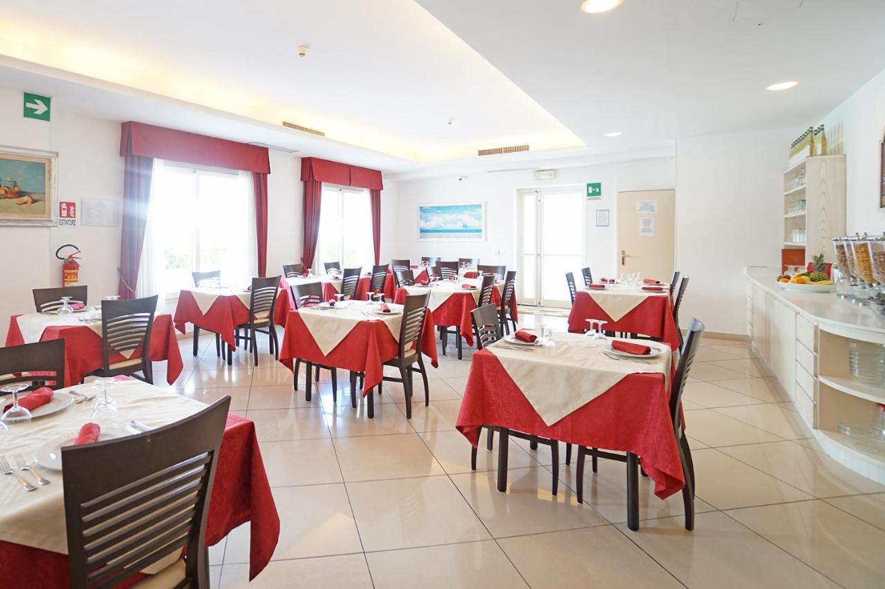 Hotel Pigalle Forte dei Marmi Exterior photo