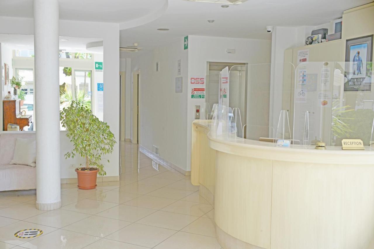 Hotel Pigalle Forte dei Marmi Exterior photo